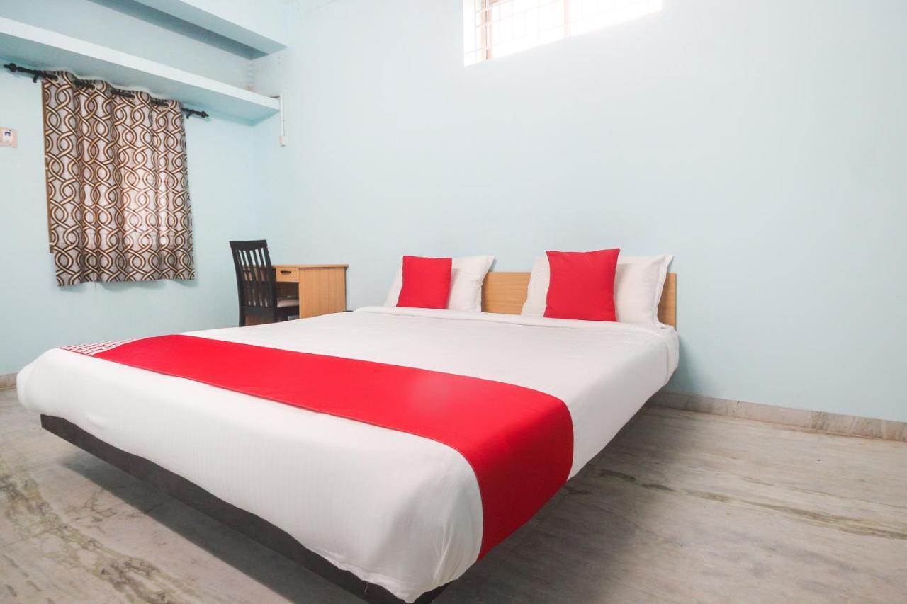 Oyo Flagship 48158 Ss Towers Hotel Podanur Ngoại thất bức ảnh