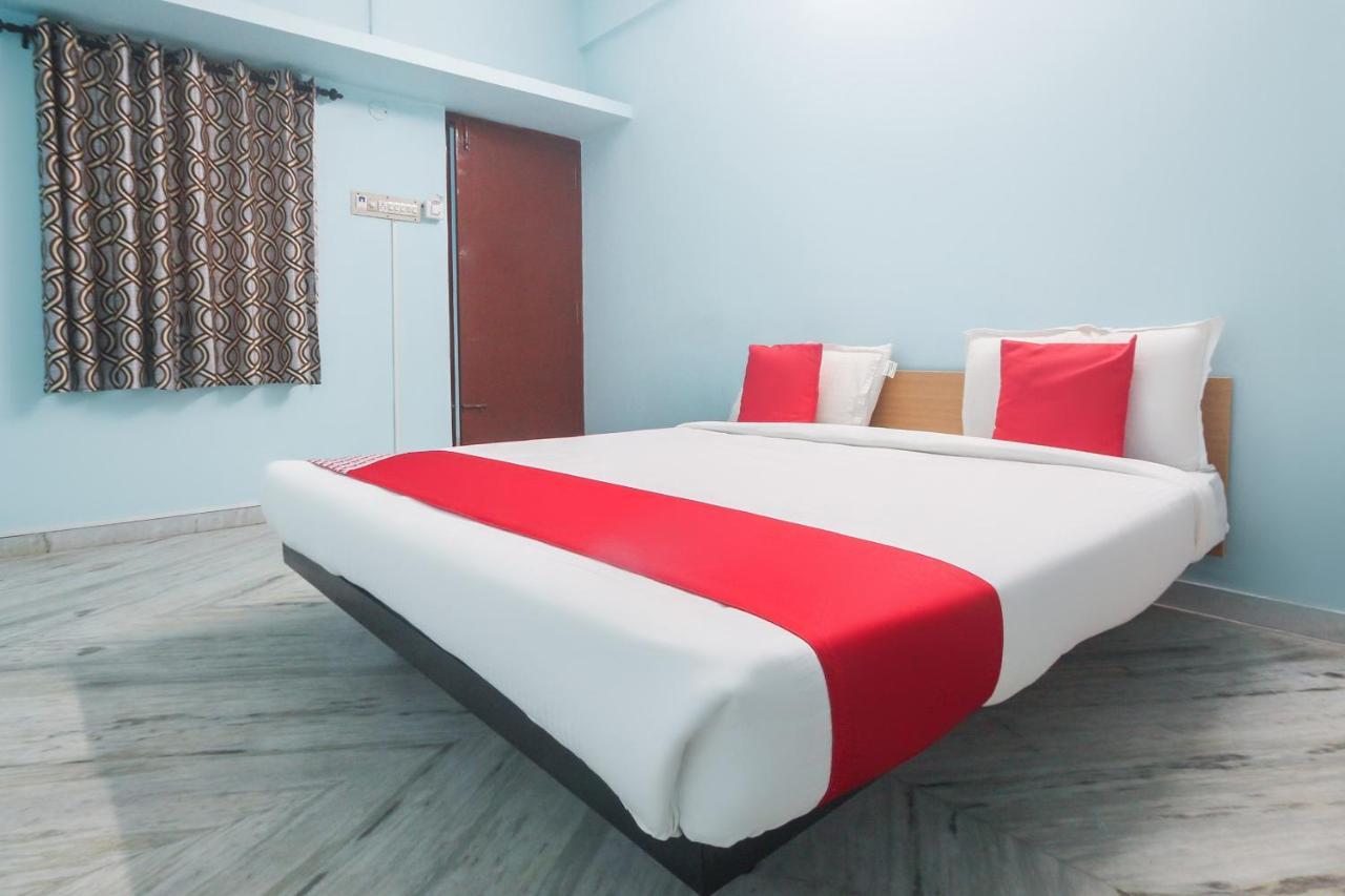 Oyo Flagship 48158 Ss Towers Hotel Podanur Ngoại thất bức ảnh