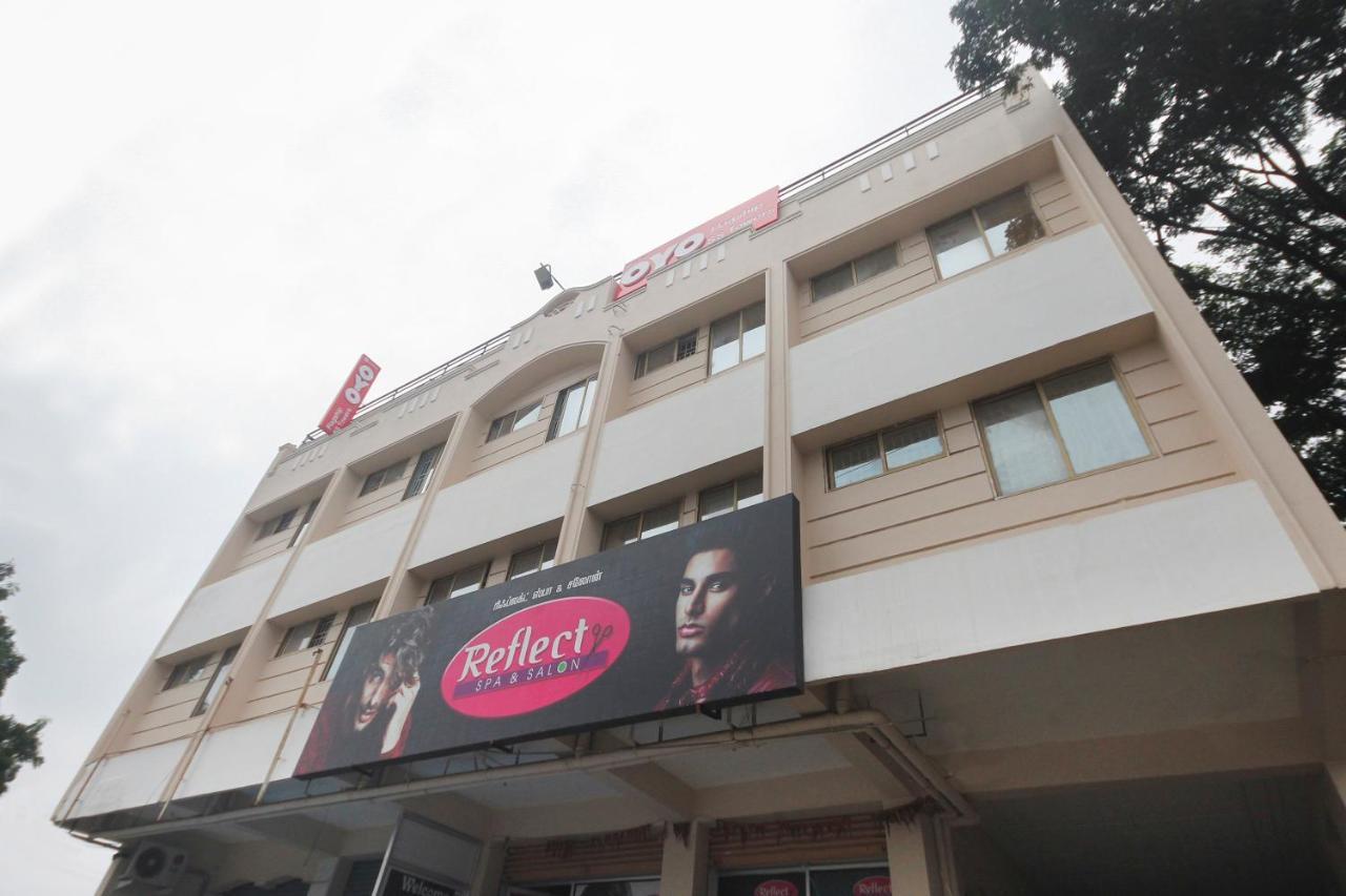 Oyo Flagship 48158 Ss Towers Hotel Podanur Ngoại thất bức ảnh