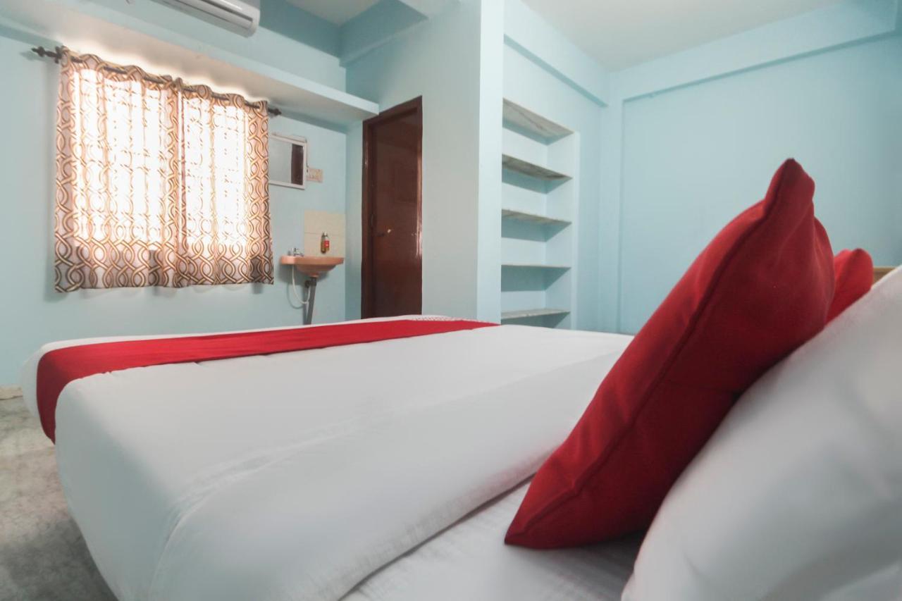 Oyo Flagship 48158 Ss Towers Hotel Podanur Ngoại thất bức ảnh